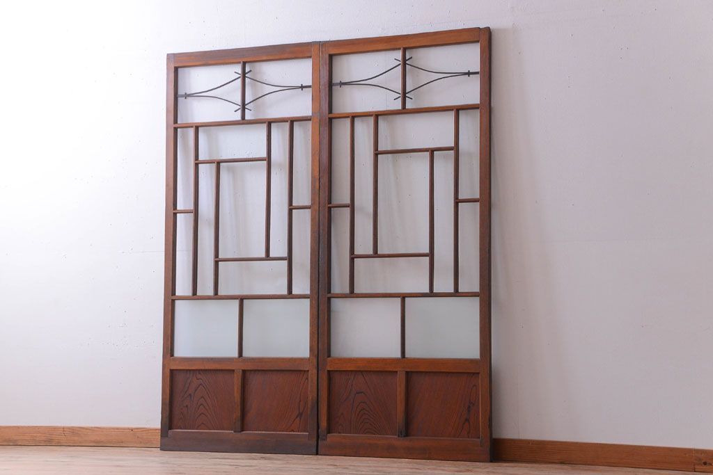 大正ロマン　モダンなデザインのアンティークガラス戸2枚セット