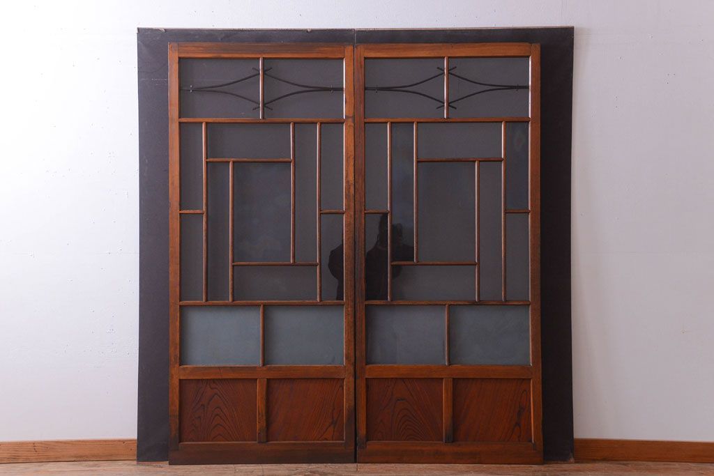 大正ロマン　モダンなデザインのアンティークガラス戸2枚セット