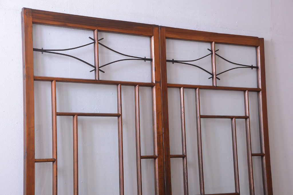 大正ロマン　モダンなデザインのアンティークガラス戸2枚セット