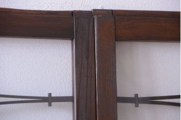 大正ロマン　モダンなデザインのアンティークガラス戸2枚セット