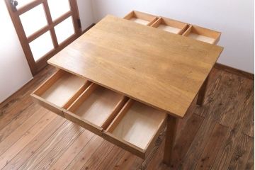 アンティーク家具　アンティーク　両側引き出し付き!小振りな作業台(テーブル)