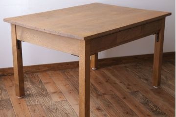 アンティーク家具　アンティーク　両側引き出し付き!小振りな作業台(テーブル)
