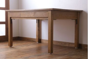 アンティーク家具　アンティーク　両側引き出し付き!小振りな作業台(テーブル)