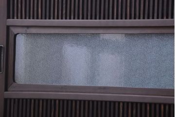 古民具・骨董　裏障子付き!ダイヤガラス帯のアンティーク格子戸4枚セット