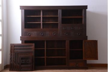 アンティーク家具　古民具・骨董　横桟引き戸の変わり型六尺重ね水屋箪笥