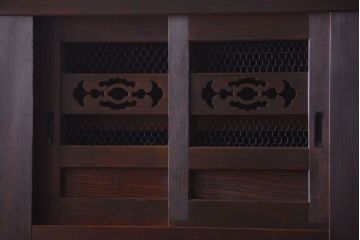 アンティーク家具　古民具・骨董　横桟引き戸の変わり型六尺重ね水屋箪笥