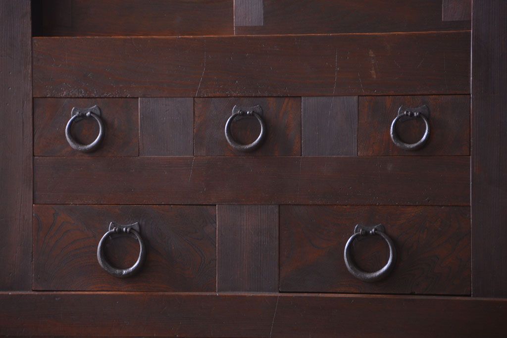 アンティーク家具　古民具・骨董　横桟引き戸の変わり型六尺重ね水屋箪笥