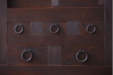 アンティーク家具　古民具・骨董　横桟引き戸の変わり型六尺重ね水屋箪笥