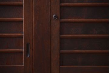 アンティーク家具　古民具・骨董　横桟引き戸の変わり型六尺重ね水屋箪笥