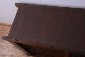 アンティーク家具　古民具・骨董　横桟引き戸の変わり型六尺重ね水屋箪笥