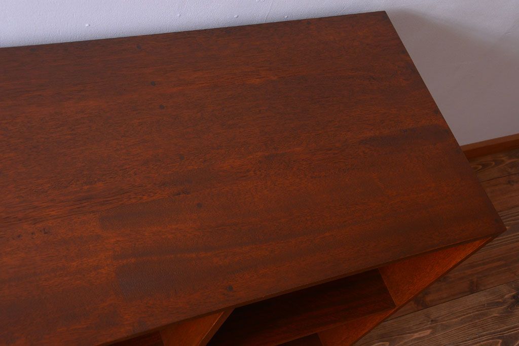 アンティーク家具　和製アンティーク　特大サイズ!古い木の重厚なアンティークマス目棚