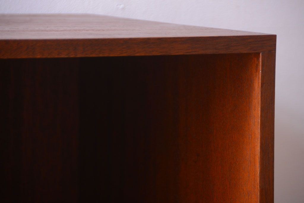 アンティーク家具　和製アンティーク　特大サイズ!古い木の重厚なアンティークマス目棚