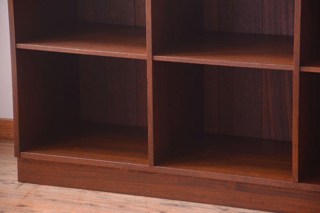 アンティーク家具　和製アンティーク　特大サイズ!古い木の重厚なアンティークマス目棚