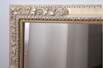 アンティーク雑貨　アンティーク調　上品な額付きミラー