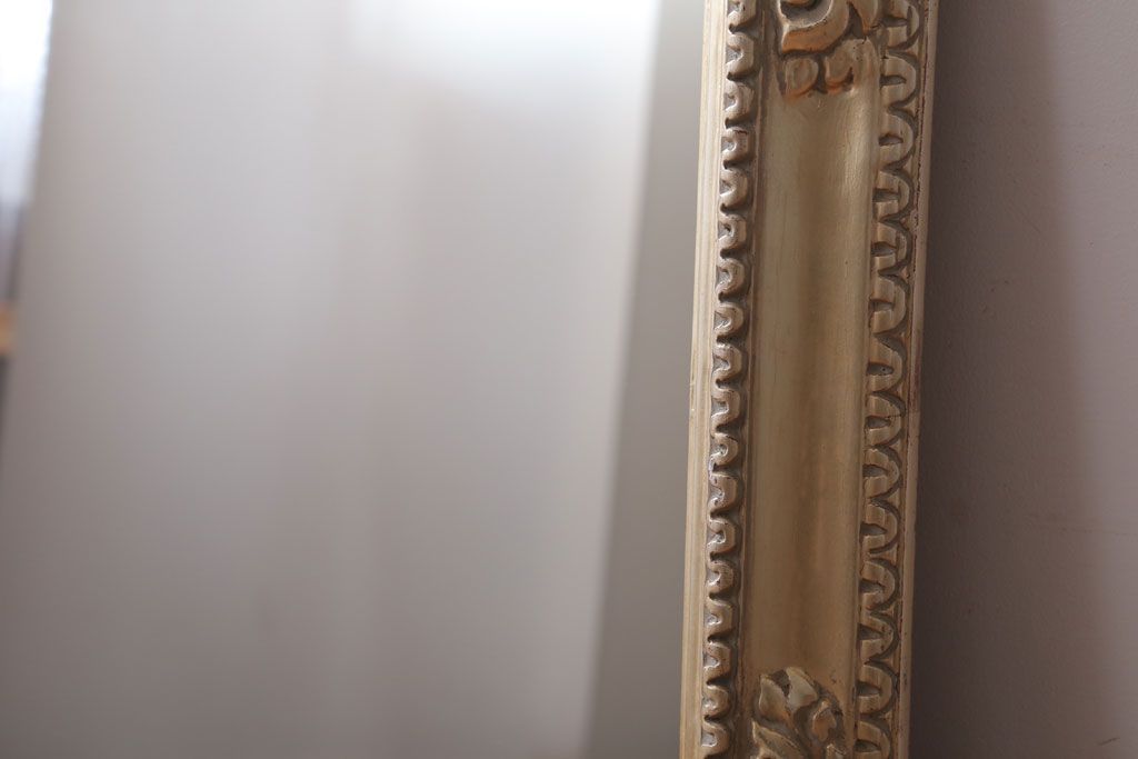 アンティーク雑貨　アンティーク調　上品な額付きミラー