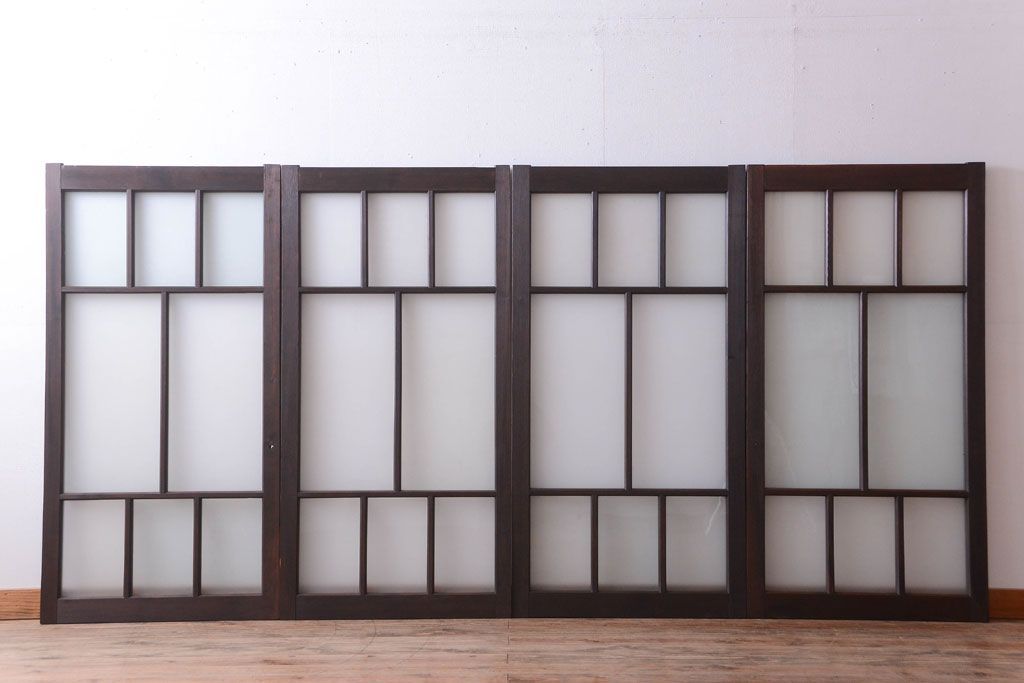 和製アンティーク　古い木のモダンなガラス引き戸4枚セット(窓)