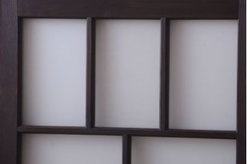和製アンティーク　古い木のモダンなガラス引き戸4枚セット(窓)