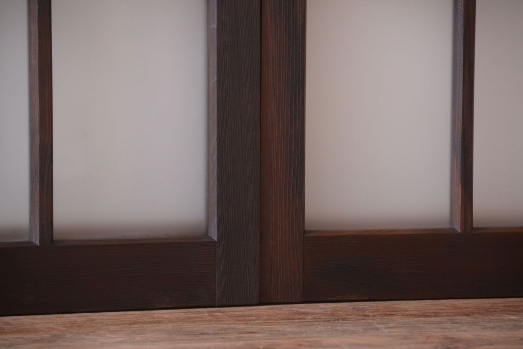 和製アンティーク　古い木のモダンなガラス引き戸4枚セット(窓)