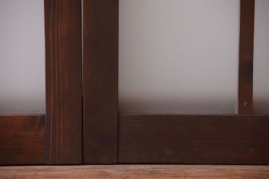 和製アンティーク　古い木のモダンなガラス引き戸4枚セット(窓)