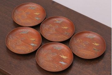 アンティーク雑貨　アンティーク　桐製　鶴蒔絵菓子皿5枚(螺鈿)