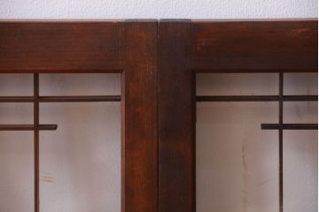 古民具・骨董　古い木製の横長ガラス引き戸2枚セット(窓)