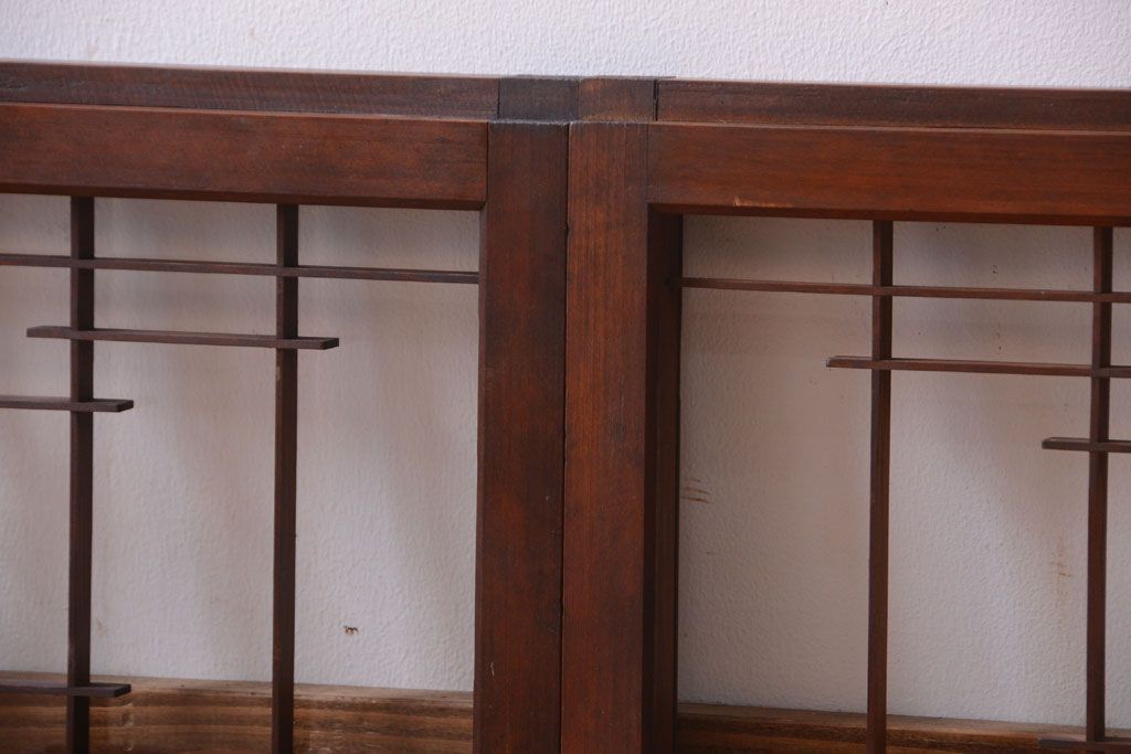 古民具・骨董　古い木製の横長ガラス引き戸2枚セット(窓)