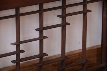 古民具・骨董　古い木製の横長ガラス引き戸2枚セット(窓)