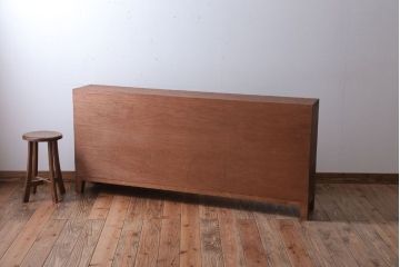 レトロ家具　昭和レトロ　ネームプレート付き!古い木の横型ロッカー(マス目戸棚)