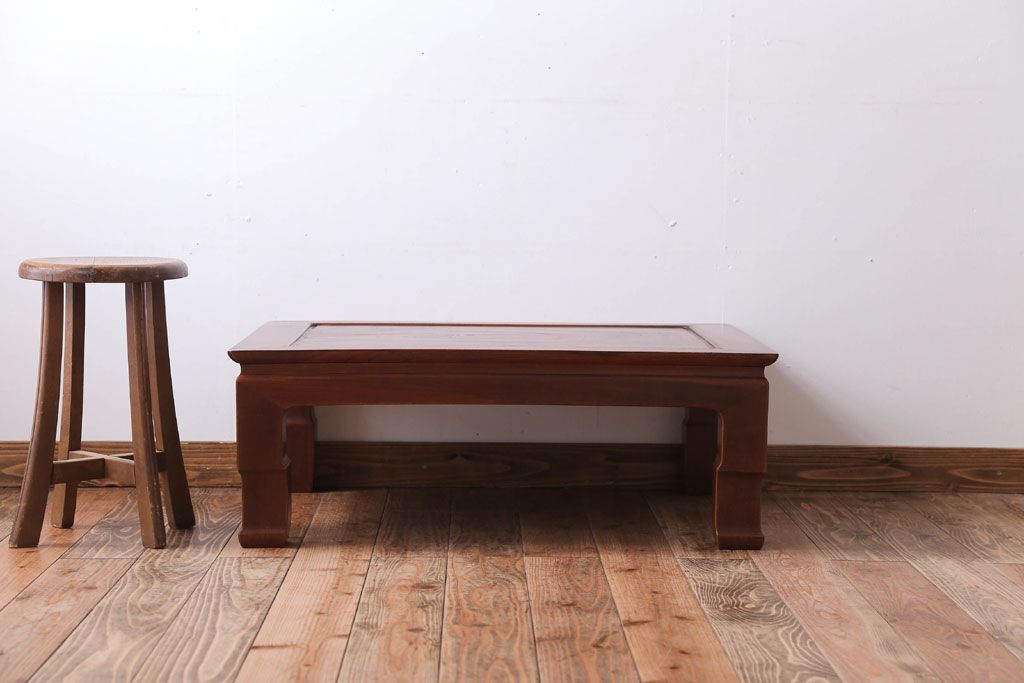 アンティーク家具　和製アンティーク　総欅材の上品な座卓(センターテーブル)