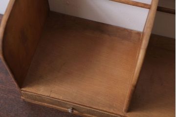 アンティーク雑貨　和製アンティーク　引き出し付き!古い木製の小さな本立て(2)