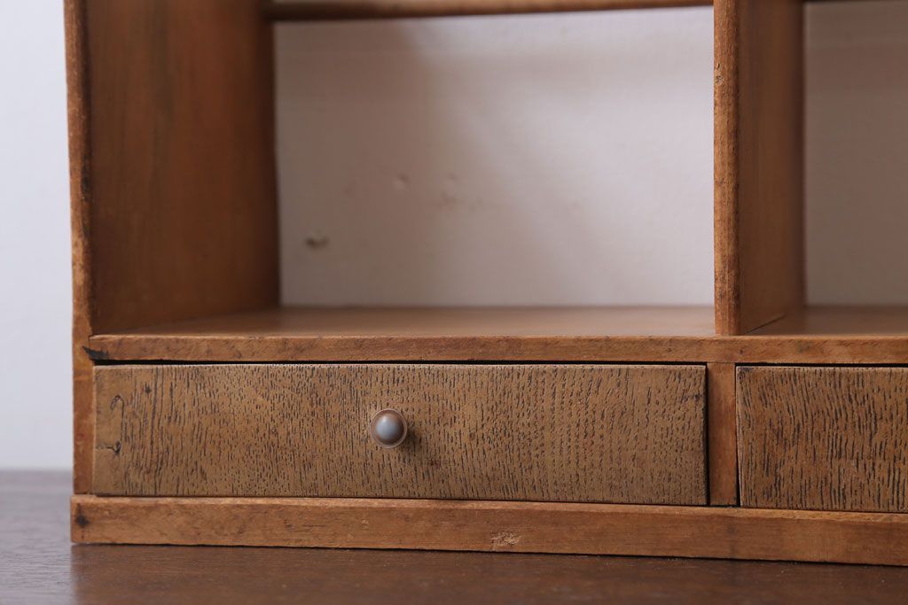 アンティーク雑貨　和製アンティーク　引き出し付き!古い木製の小さな本立て(2)