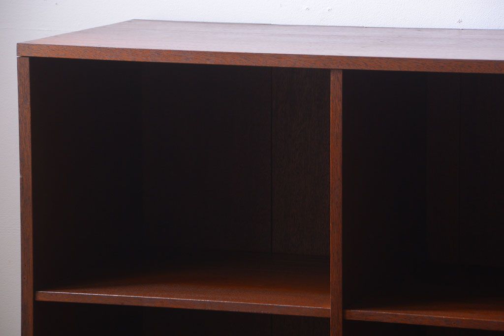 アンティーク家具　和製アンティーク　特大サイズ!古い木の重厚なアンティークマス目棚(2)