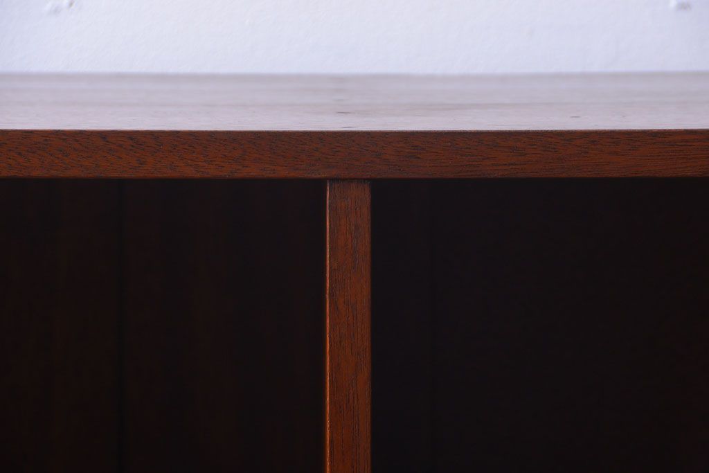 アンティーク家具　和製アンティーク　特大サイズ!古い木の重厚なアンティークマス目棚(2)