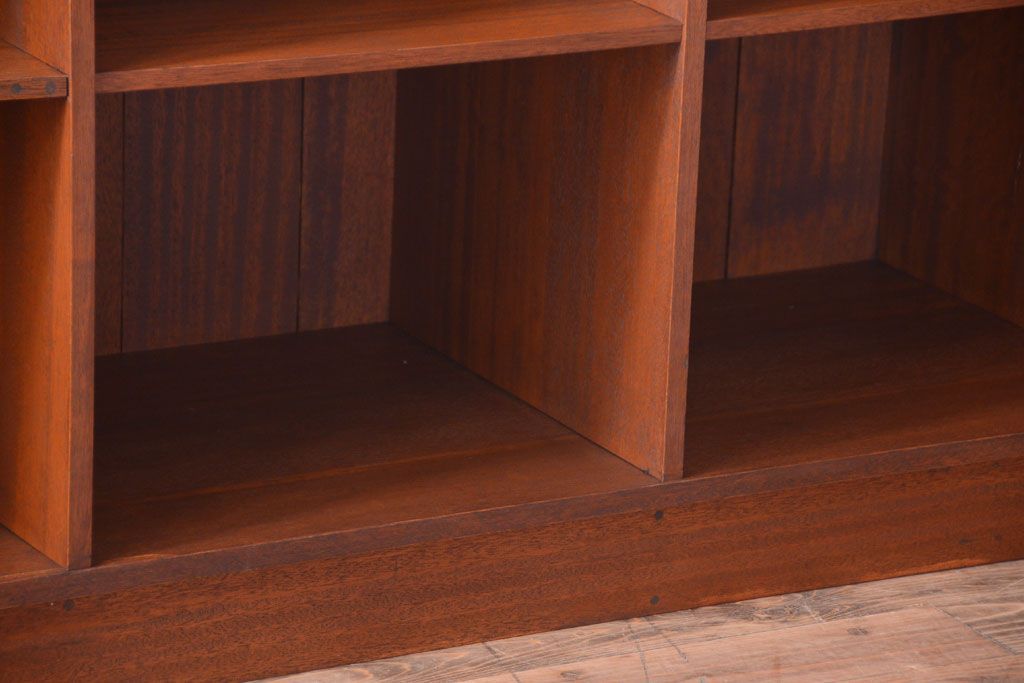 アンティーク家具　和製アンティーク　特大サイズ!古い木の重厚なアンティークマス目棚(2)