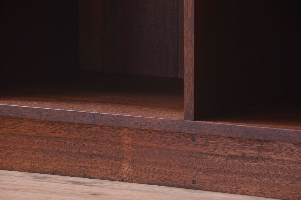 アンティーク家具　和製アンティーク　特大サイズ!古い木の重厚なアンティークマス目棚(2)