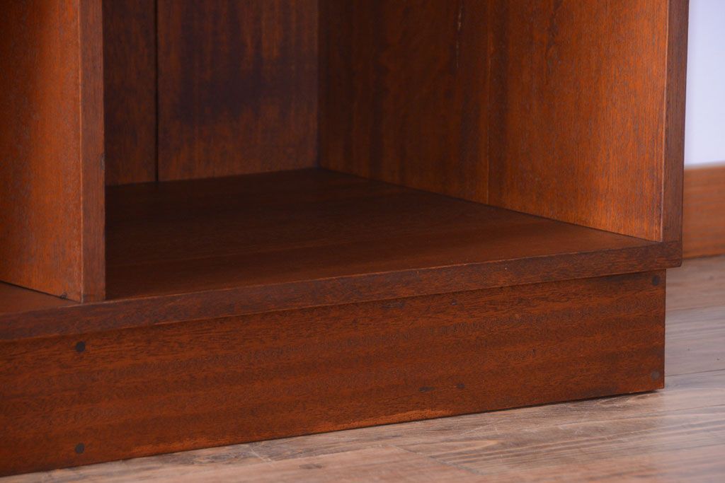 アンティーク家具　和製アンティーク　特大サイズ!古い木の重厚なアンティークマス目棚(2)