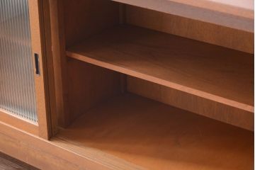 アンティーク家具　アンティーク　モールガラス入り!古い木の脚付きサイドボード(1)