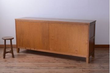 アンティーク家具　アンティーク　モールガラス入り!古い木の脚付きサイドボード(1)