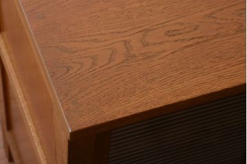 アンティーク家具　アンティーク　モールガラス入り!古い木の脚付きサイドボード(2)