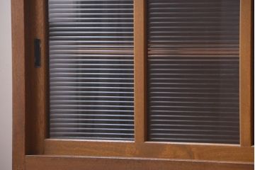 アンティーク家具　アンティーク　モールガラス入り!古い木の脚付きサイドボード(2)