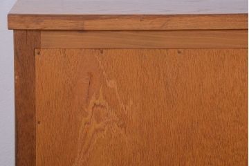 アンティーク家具　アンティーク　モールガラス入り!古い木の脚付きサイドボード(2)