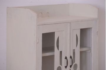 アンティーク家具　アンティークペイント　モダンなデザインの本箱(ブックケース)