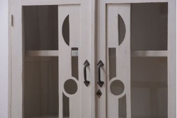 アンティーク家具　アンティークペイント　モダンなデザインの本箱(ブックケース)