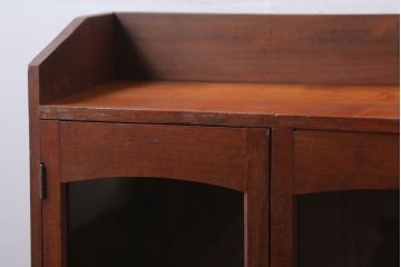 アンティーク家具　和製アンティーク　当時物色ガラス入り!小ぶりな古い木製本箱(ブックケース)