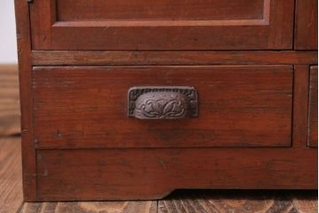 アンティーク家具　和製アンティーク　当時物色ガラス入り!小ぶりな古い木製本箱(ブックケース)