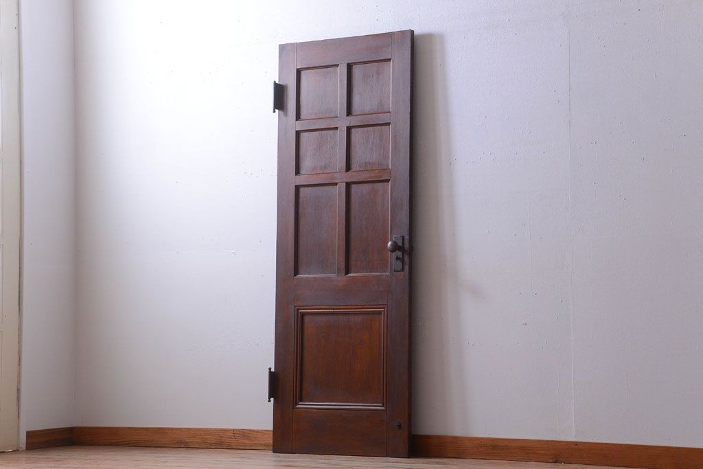 アンティーク　古い木のシンプルで上質なドア(2)