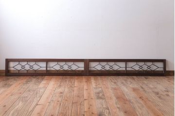 アンティーク　モダンな古い木製明り取り(欄間)