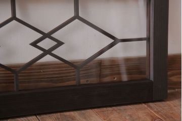 アンティーク　モダンな古い木製明り取り(欄間)