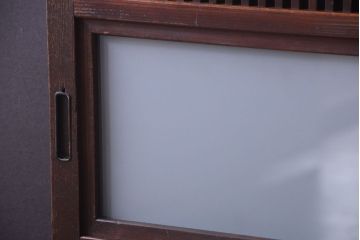  和製アンティーク　裏障子付き!すりガラス帯の格子戸2枚セット