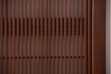 古民具・骨董　腰板欅材!上質で上品な高級格子戸4枚セット